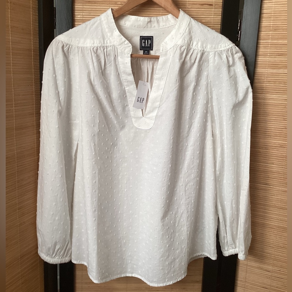 NWT Gap white cotton blouse XS embroidered split neck long sleeve band collar